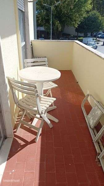 T2 mobilado e equipado com 2 varandas – Forte da Casa - Grande imagem: 5/8