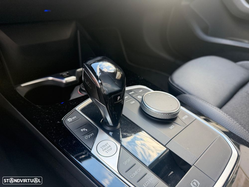 BMW 118 i Aut. Sport Line - 21