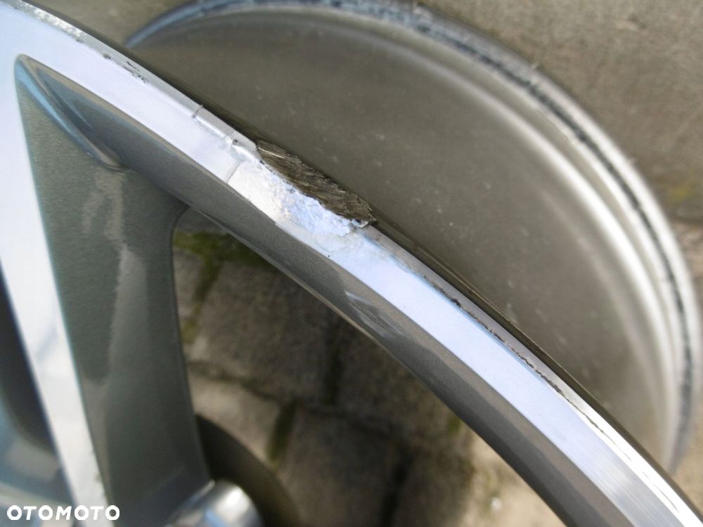 audi q5, sq5 8r0 8.5jx21h2 et33 5x112 - felga - 4