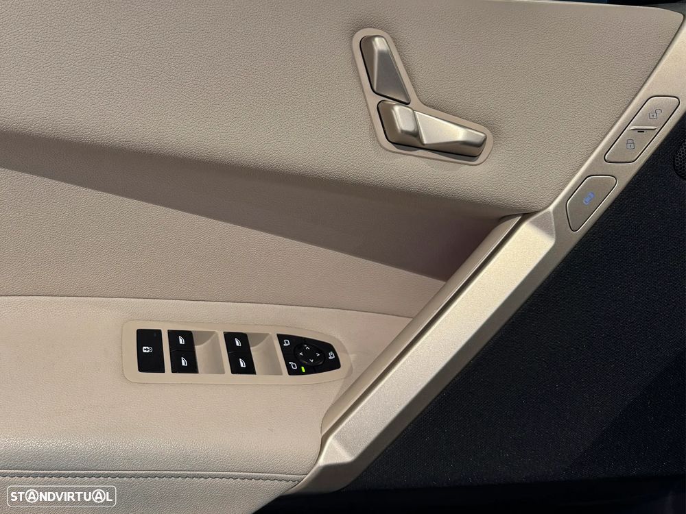 BMW iX xDrive40 - 16