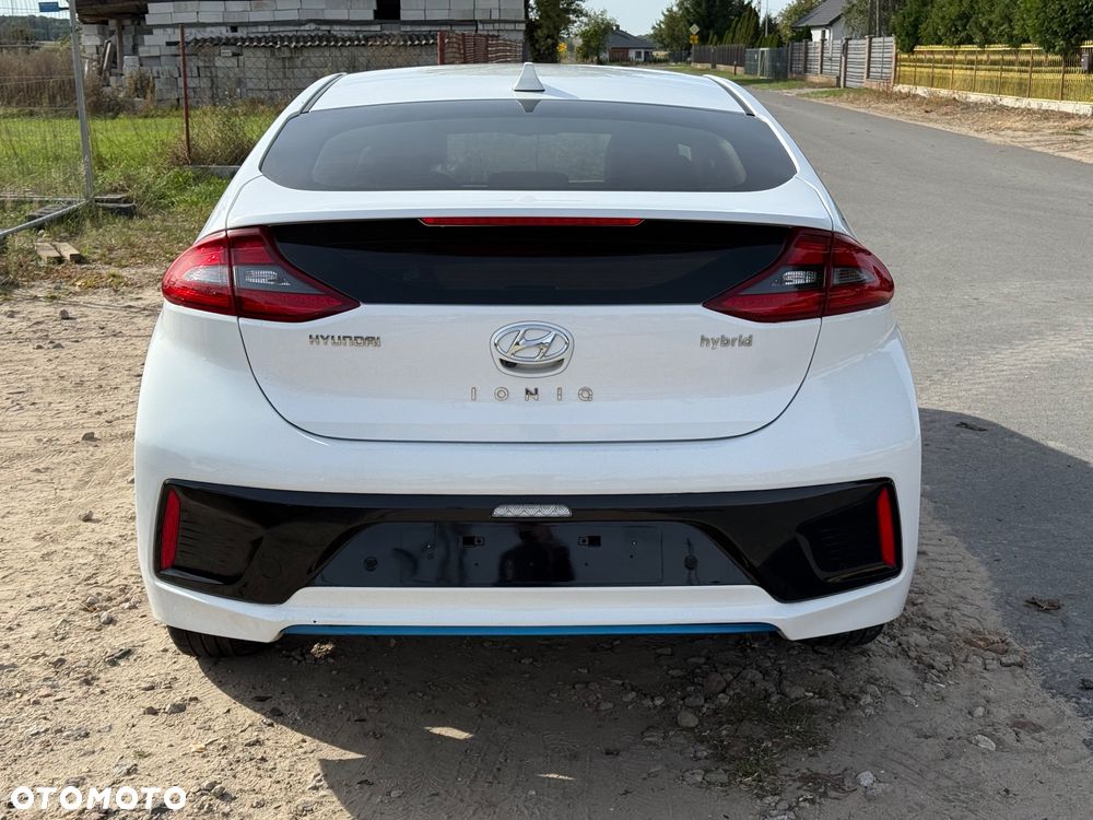 Hyundai IONIQ - 6