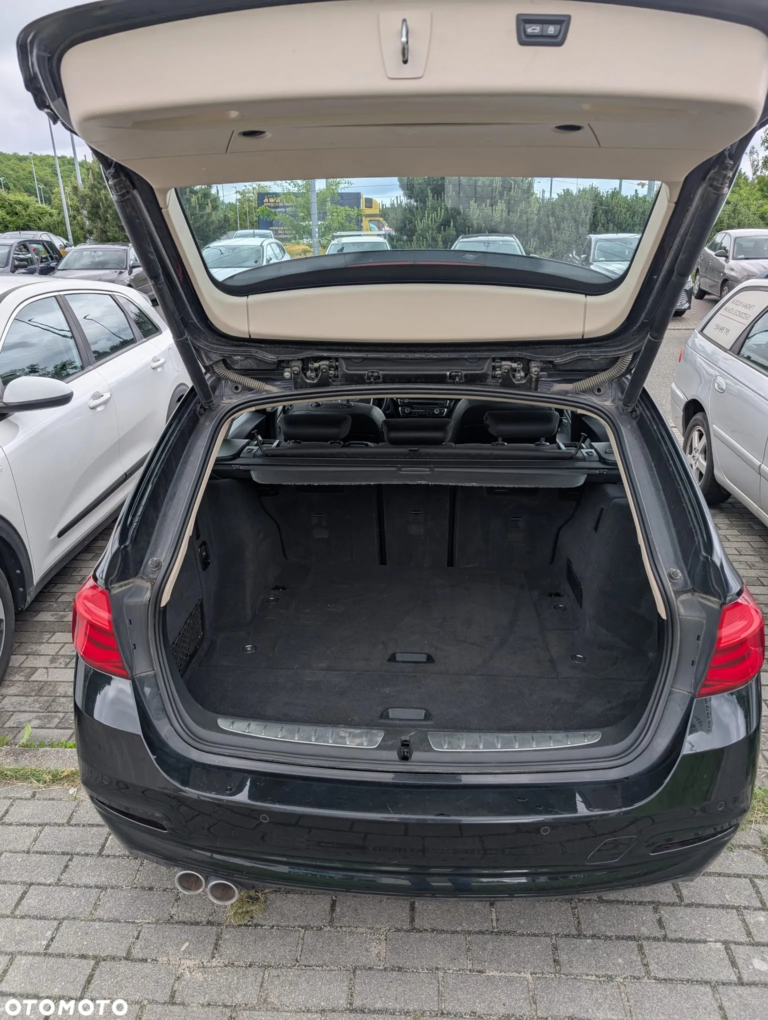BMW Seria 3 320d xDrive - 2