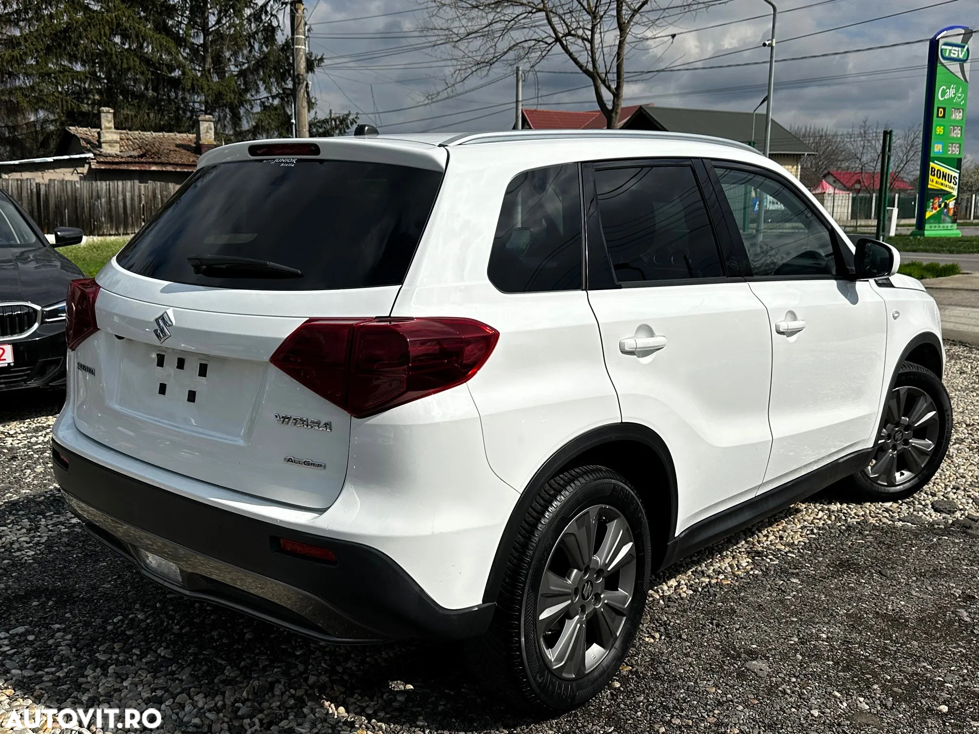 Suzuki Vitara 1.0 Boosterjet Allgrip Comfort - 5