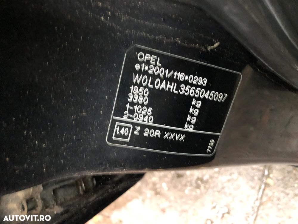 Dezmembrez Opel Astra H break negru 1,7 CDTI 2006 Z 20R - 12
