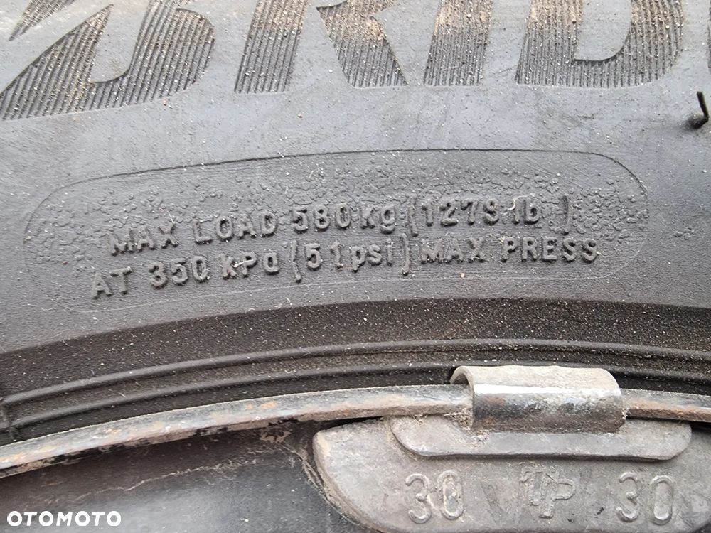 Opony zimowe na felgach stalowych 195/60/R16 - 3