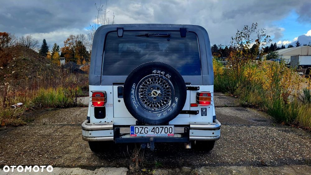 Jeep Wrangler - 4