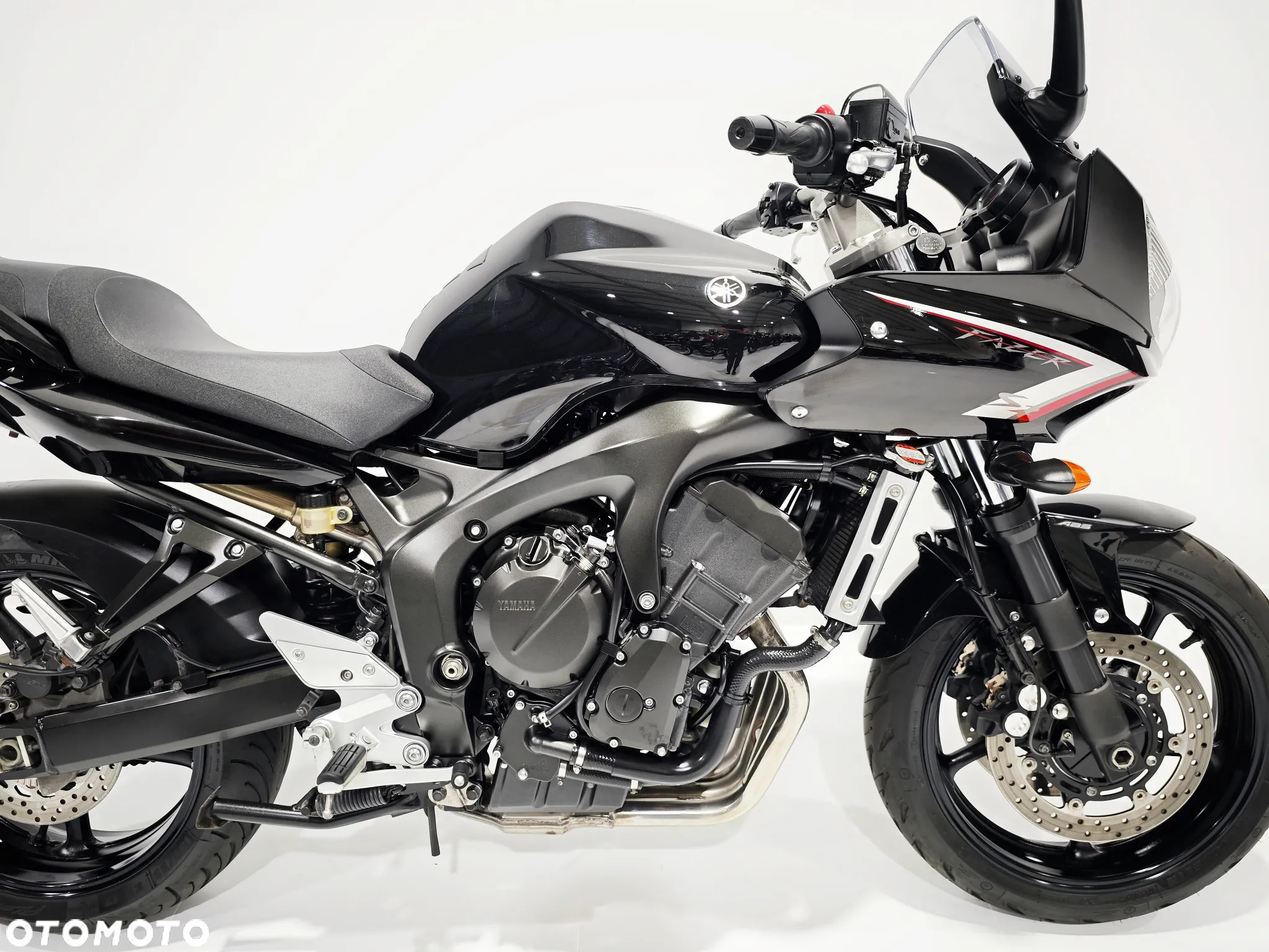 Yamaha FZ - 9