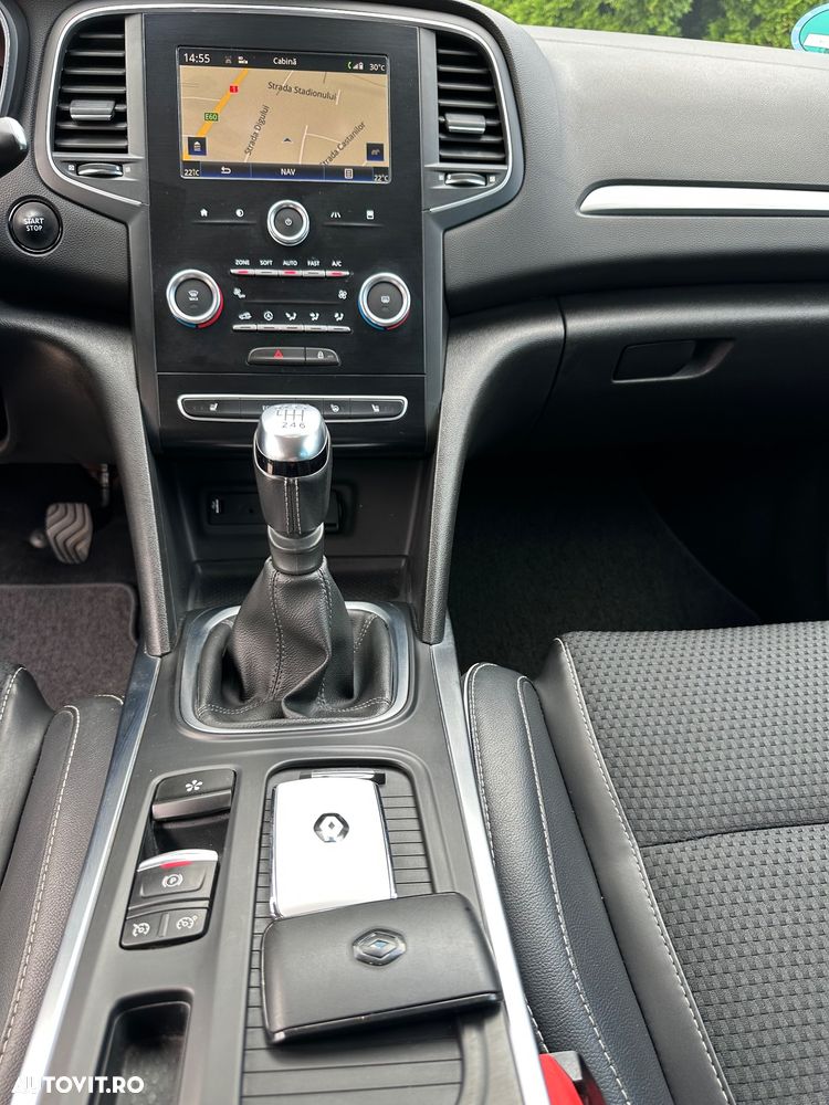Renault Megane ENERGY dCi 130 BOSE EDITION - 24