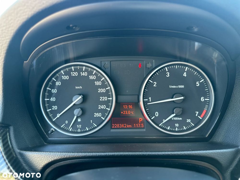 BMW Seria 3 - 13