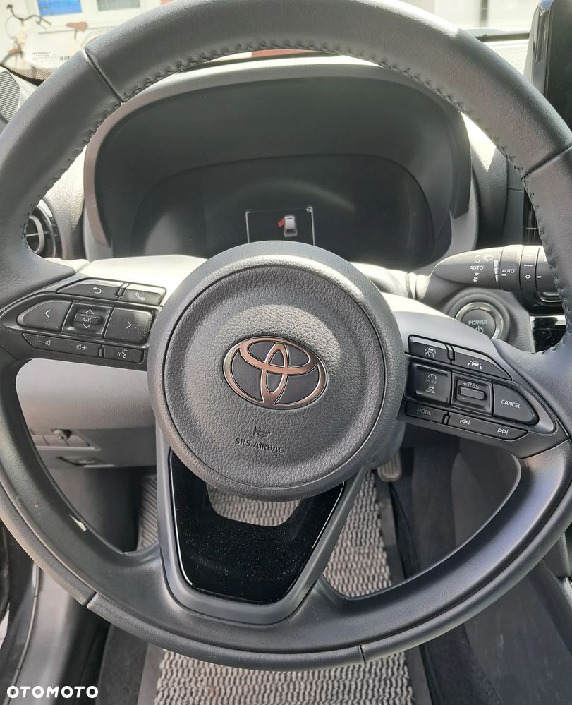 Toyota Yaris Cross Hybrid 1.5 Style - 17