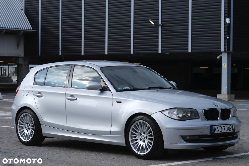 BMW Seria 1 118d DPF - 1