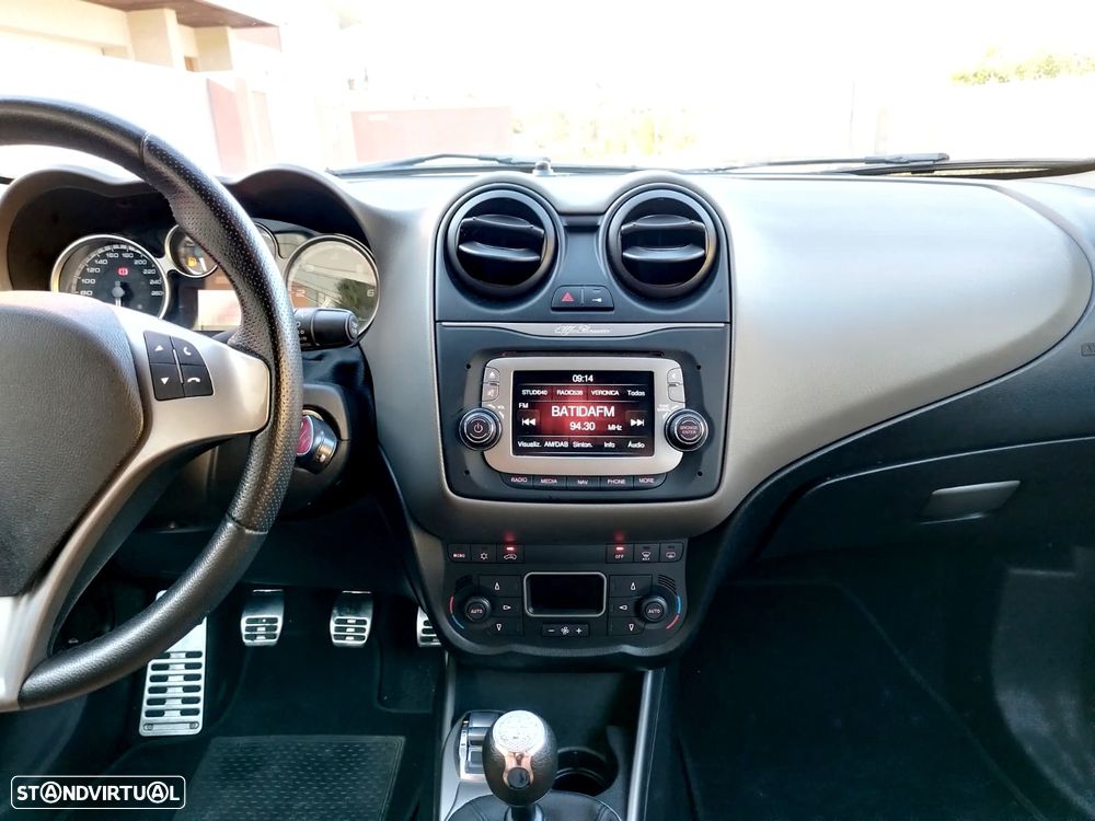 Alfa Romeo MiTo 1.3 JTD Distinctive S&S - 18