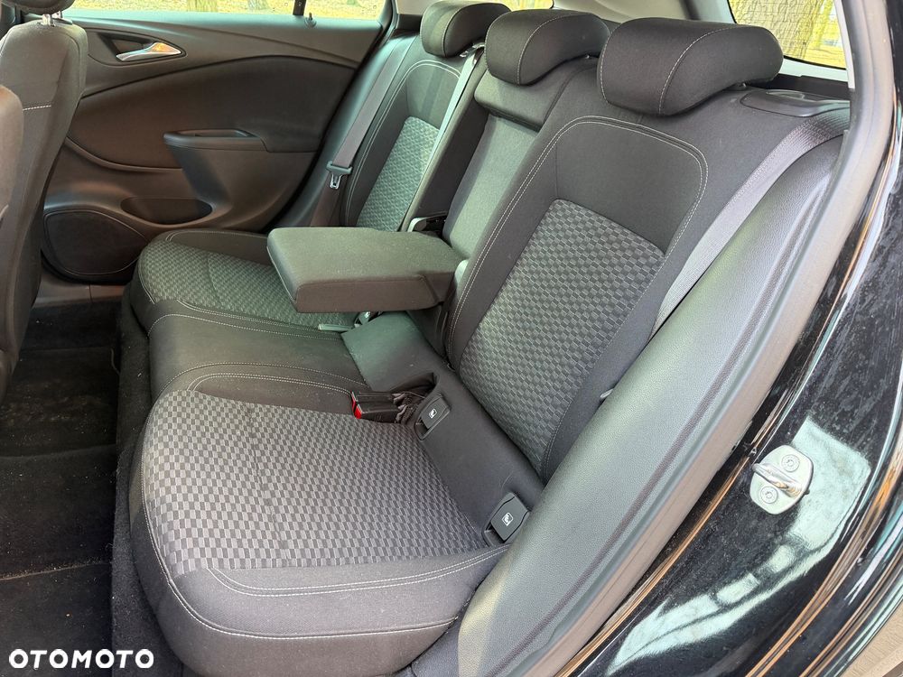 Opel Astra 1.6 D (CDTI) Start/Stop Edition - 16