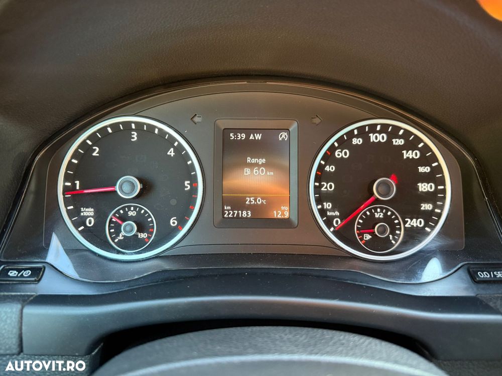 Volkswagen Tiguan 2.0 TDI DPF 4Motion BlueMotion Technology DSG Cup Sport & Style - 14