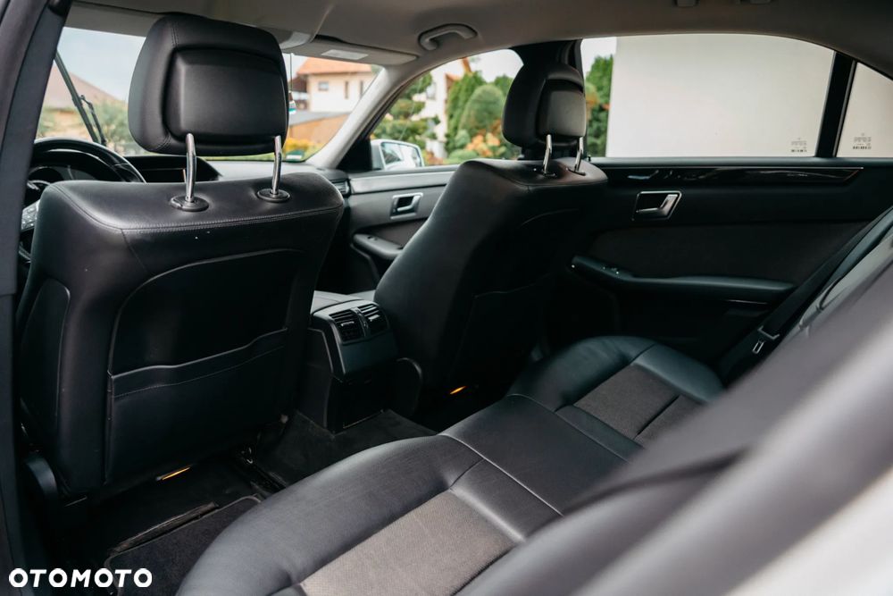 Mercedes-Benz Klasa E 200 BlueTEC 7G-TRONIC Avantgarde - 12