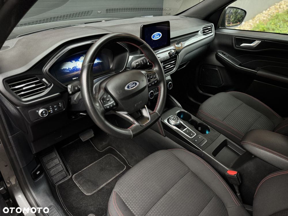 Ford Kuga - 22