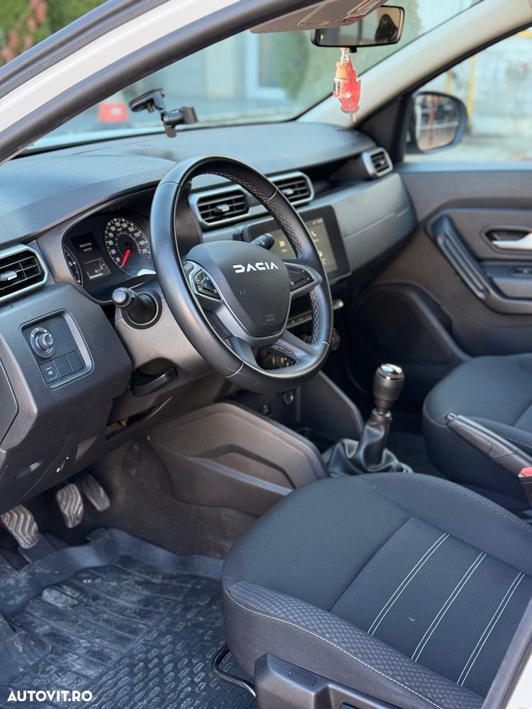 Dacia Duster TCe 90 Essential - 16