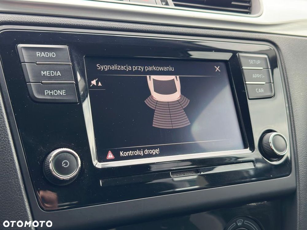 Skoda RAPID 1.0 TSI Ambition - 18