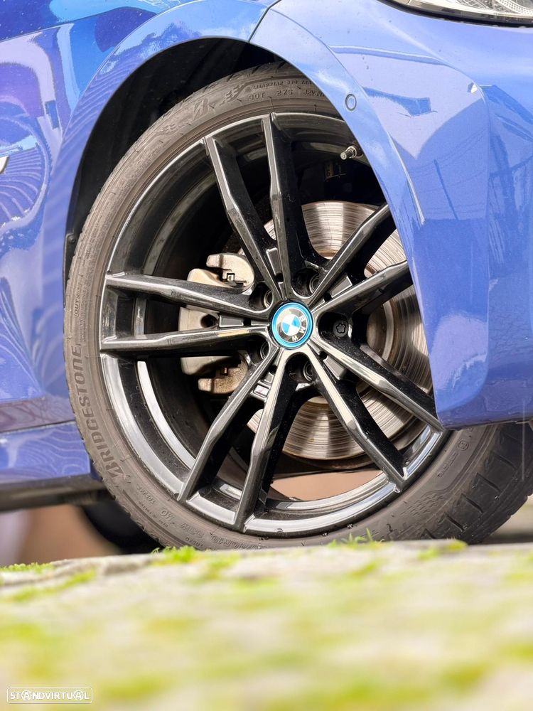 BMW 320 e Pack M Auto - 30