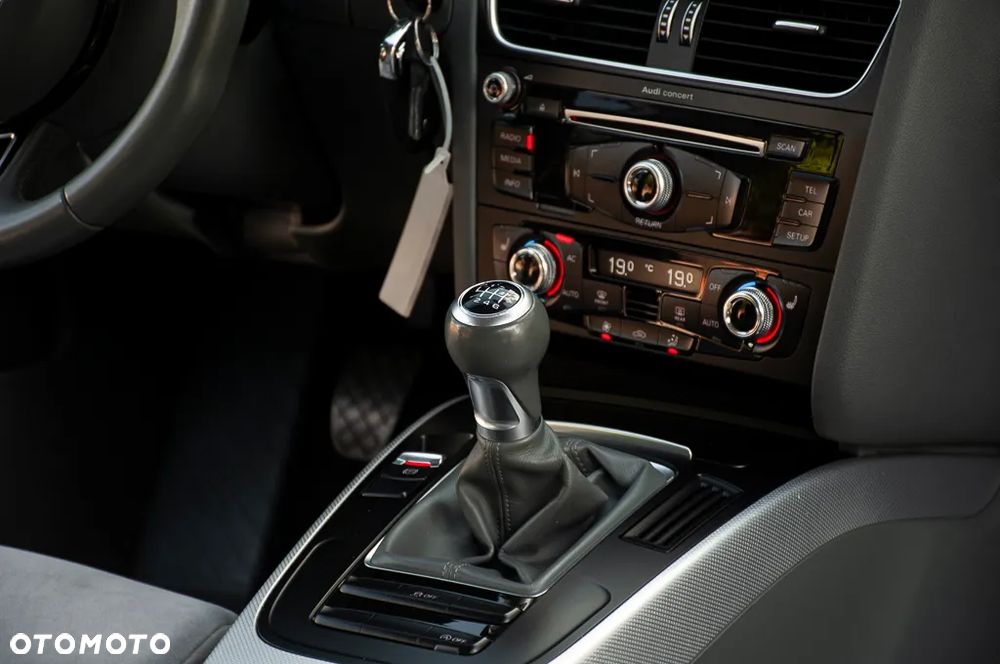 Audi A4 Limousine 1.8 TFSI Ambiente - 23