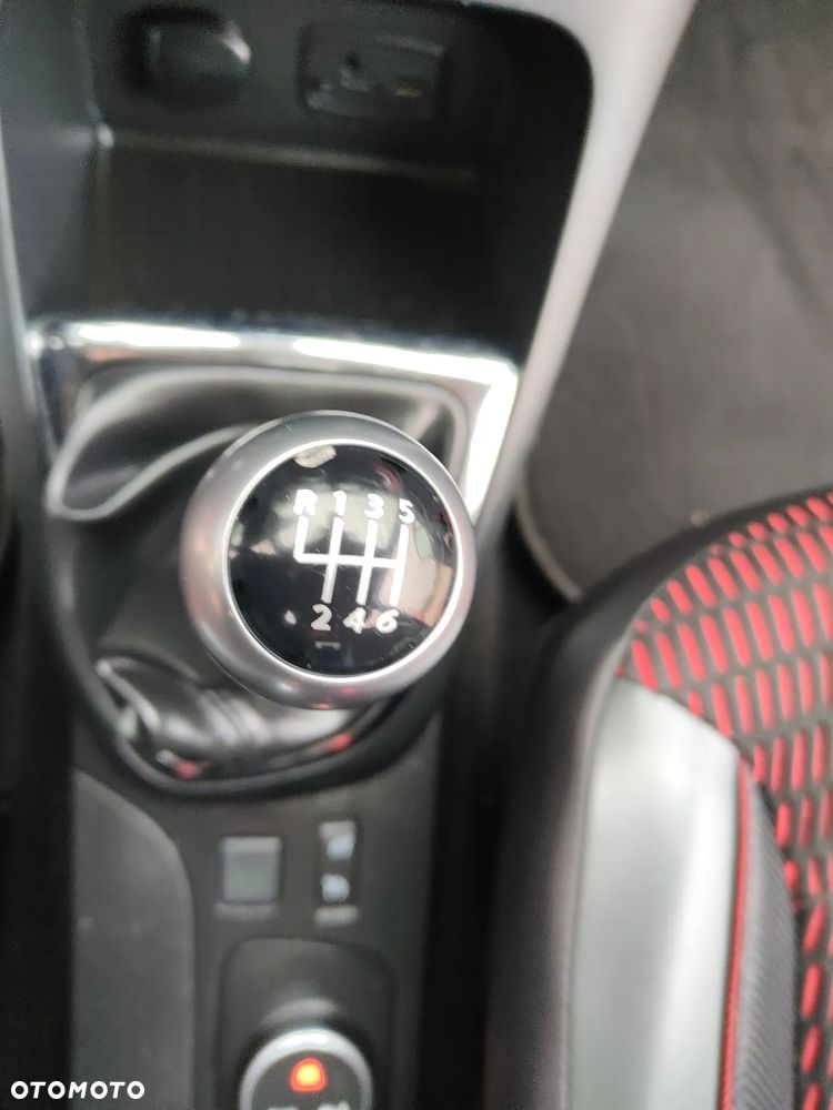 Renault Captur 1.5 dCi Intens - 15