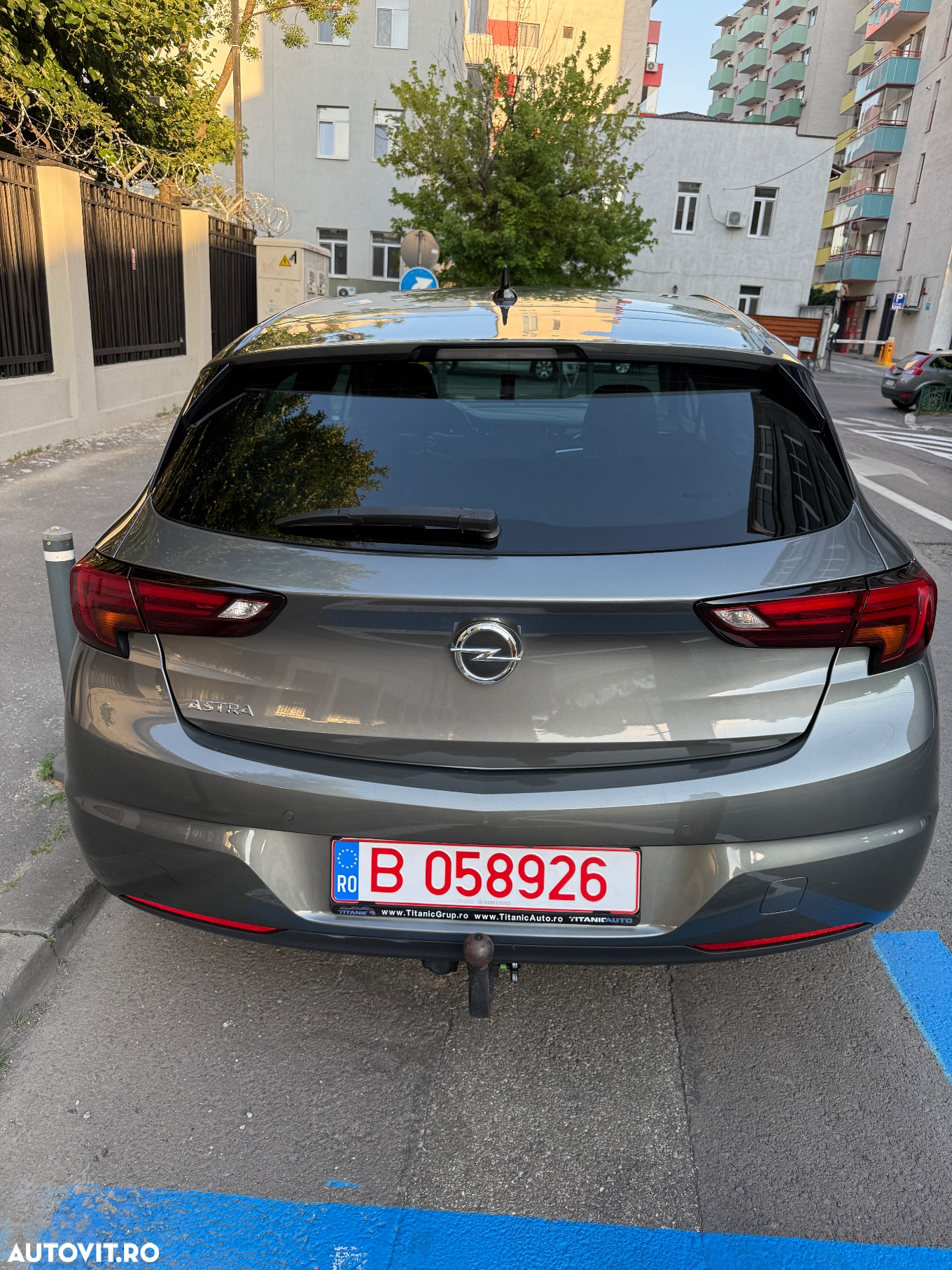Opel Astra 1.2L Turbo Start/Stop Elegance - 11