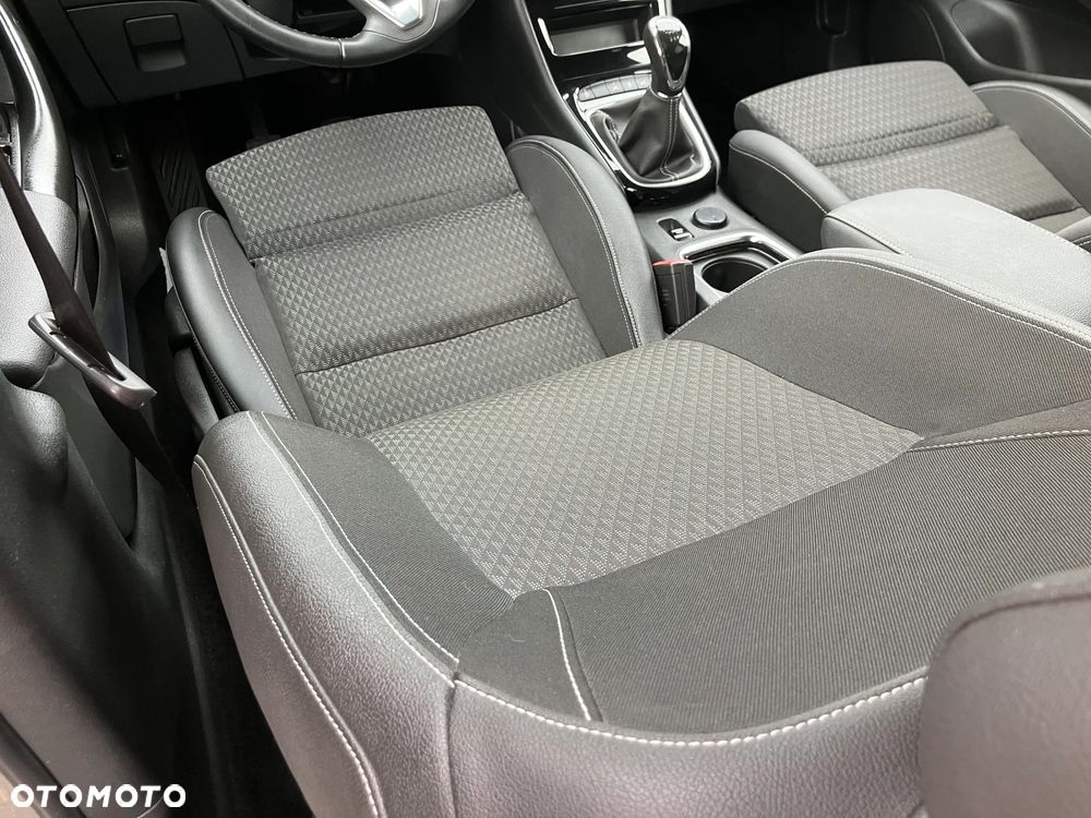 Opel Astra 1.4 Turbo Start/Stop Ultimate - 29