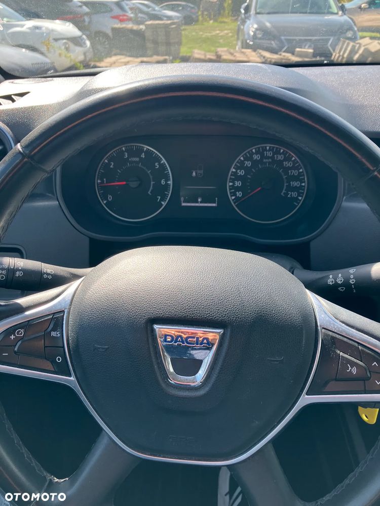 Dacia Duster 1.6 SCe Ambiance S&S - 12