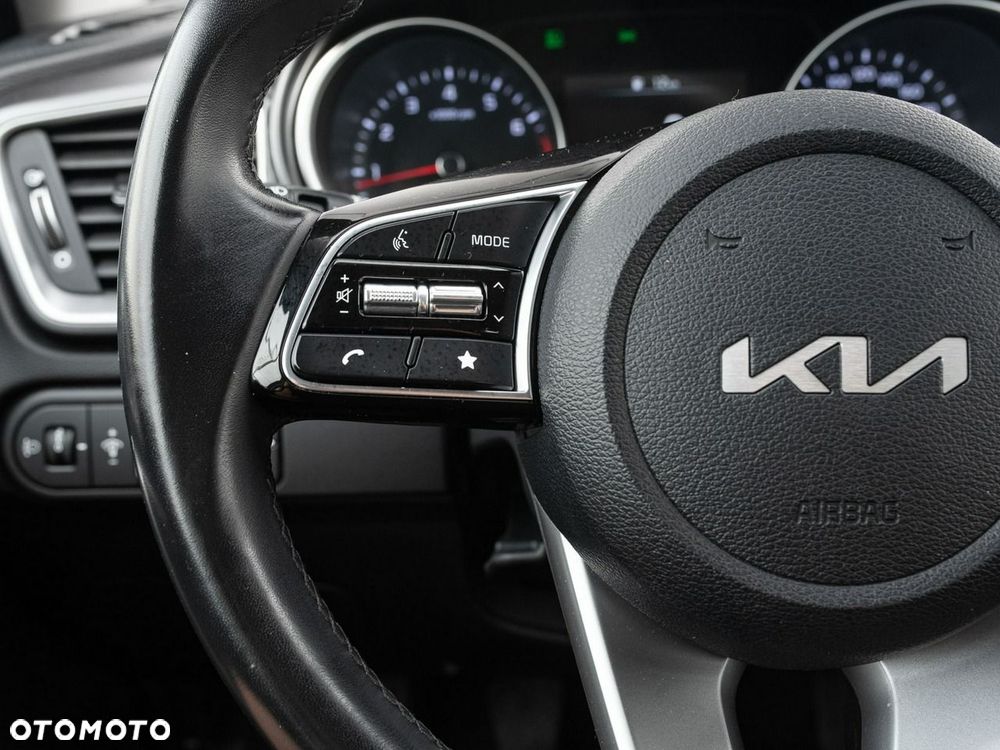 Kia Ceed 1.5 T-GDI M - 14