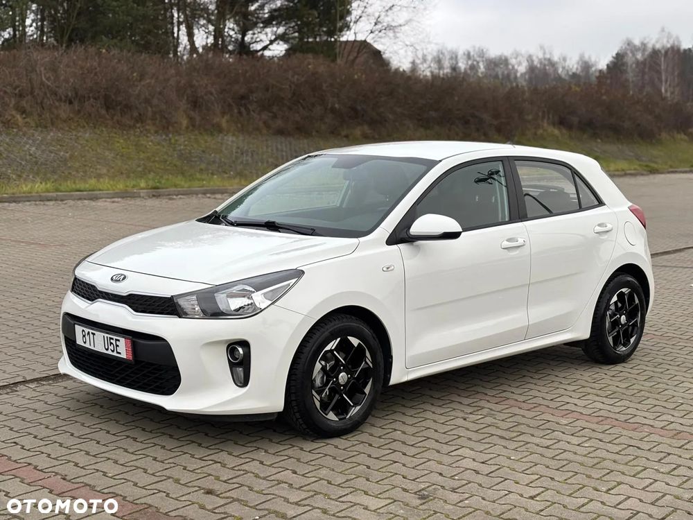 Kia Rio 1.2 Attract - 11