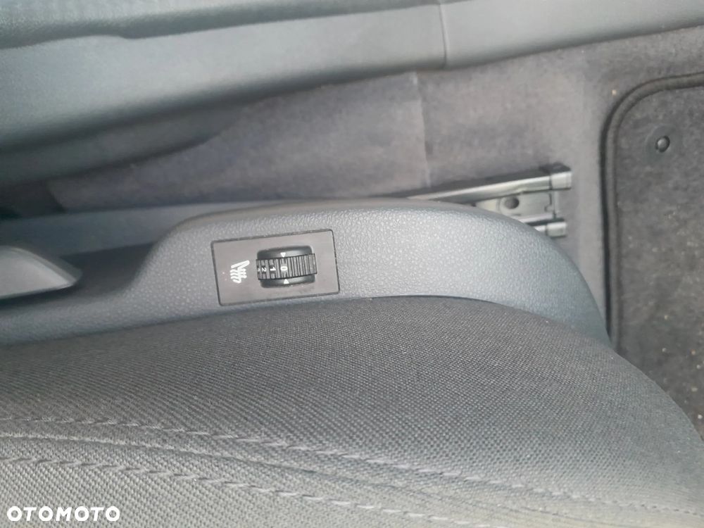 Peugeot 3008 1.6 THP Active - 13