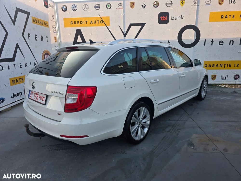 Skoda Superb Combi 2.0 TDI Green tec 4x4 DSG Elegance - 13