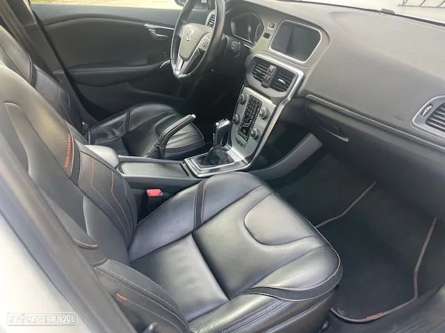 Volvo V40 1.6 D2 VOR - 15