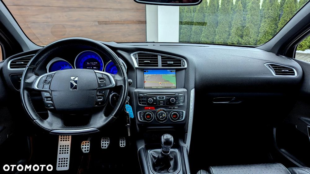 Citroën DS4 VTi 120 Urban Show - 7