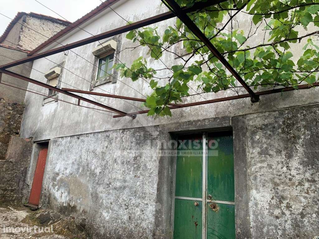 Moradia T4 para recuperar em Campelo, Figueiró dos Vinhos - Grande imagem: 4/20