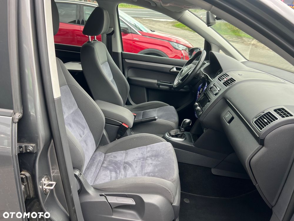 Volkswagen Touran 2.0 TDI DPF Comfortline DSG - 28