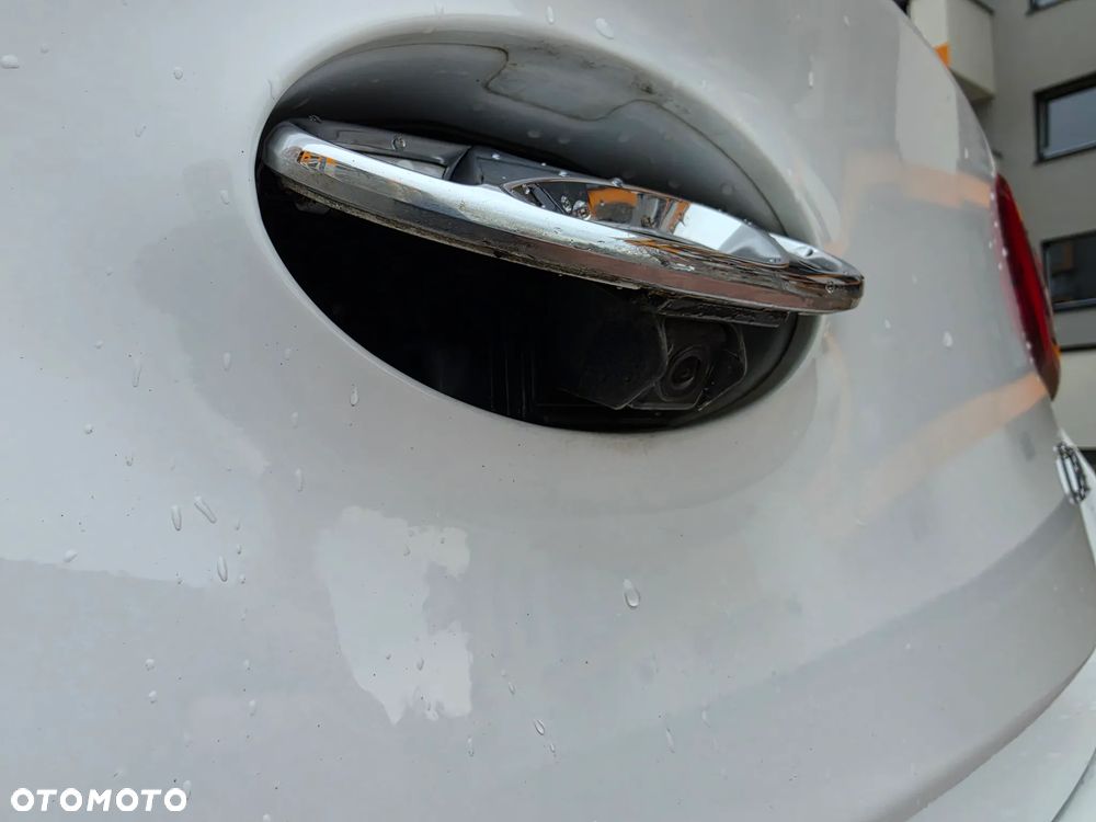 Hyundai i30 1.6 GDI BlueDrive Premium - 24