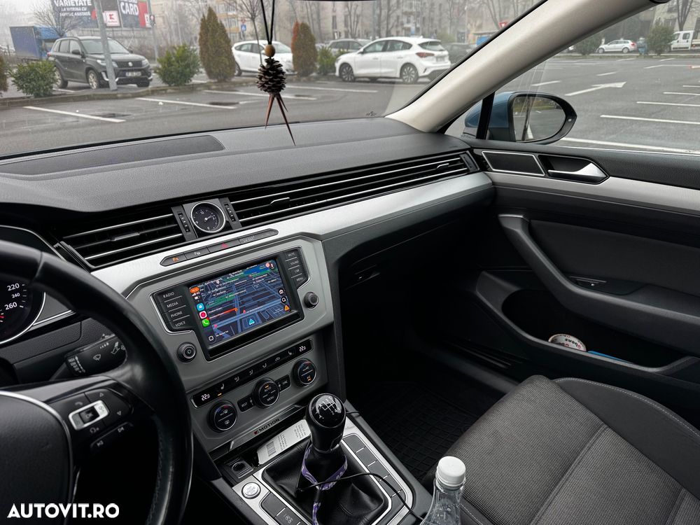 Volkswagen Passat 2.0 TDI 4Motion Comfortline - 32