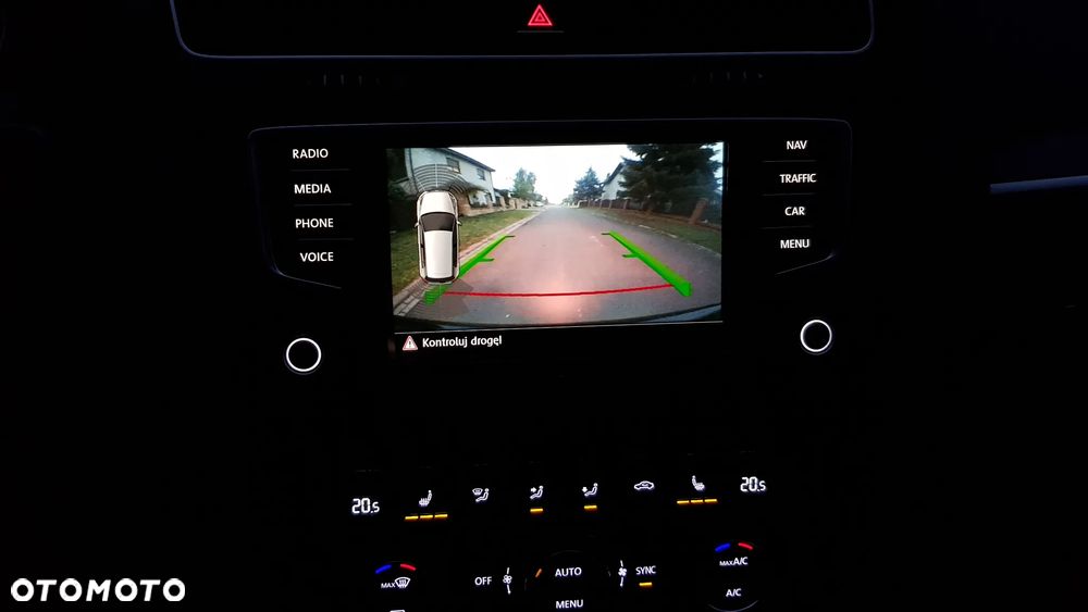 Volkswagen Golf GTI (BlueMotion Technology) DSG - 32