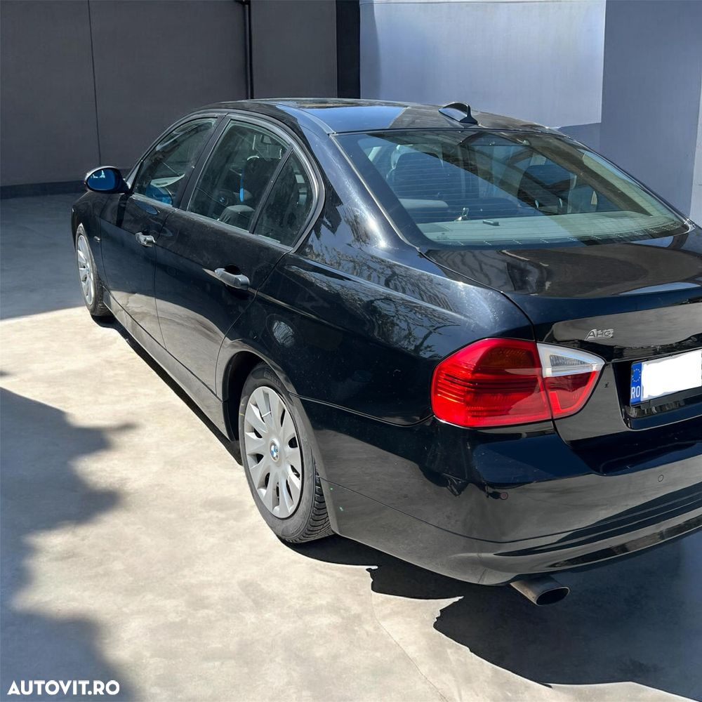 BMW Seria 3 318d - 4