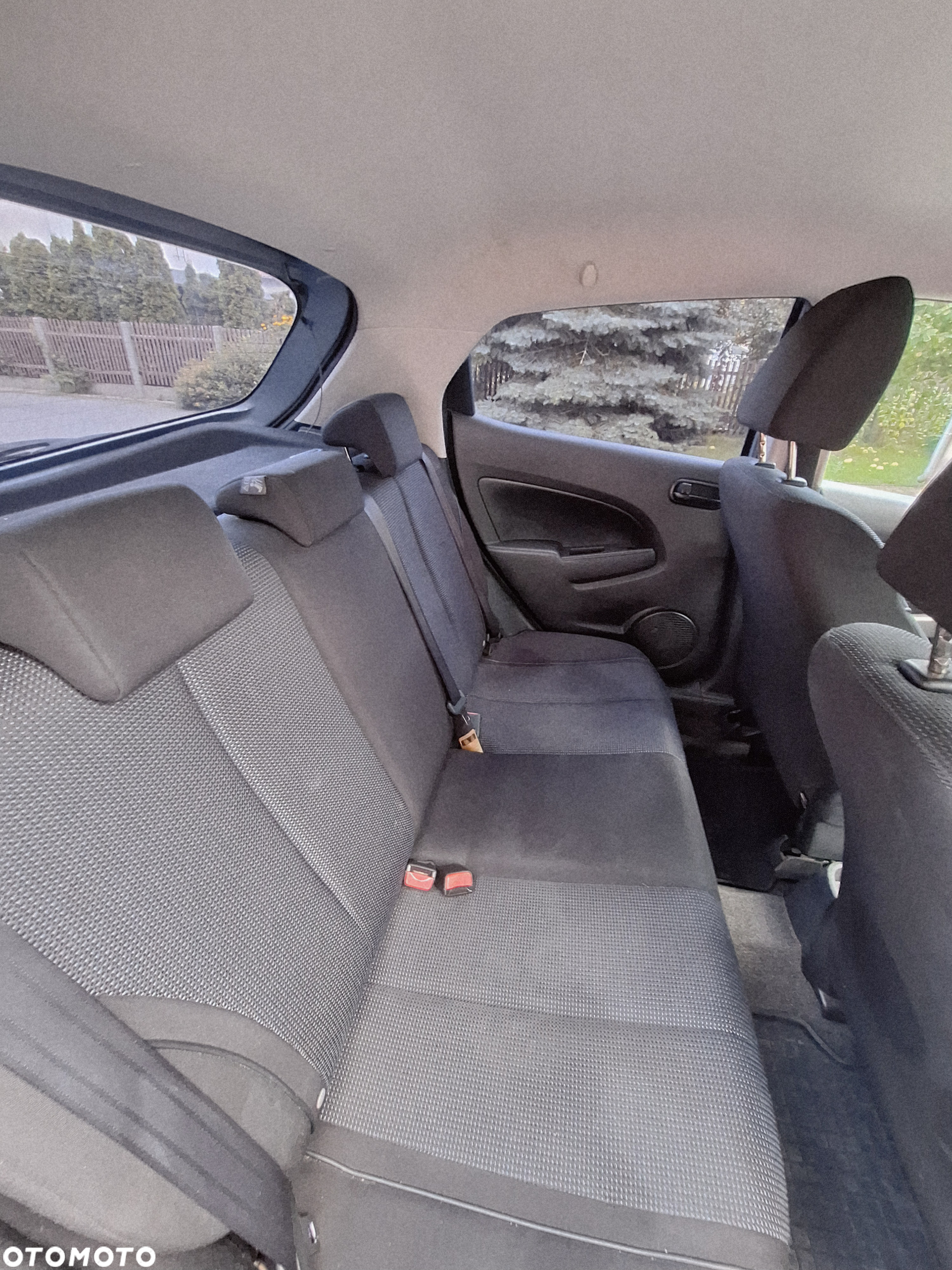 Mazda 2 - 7