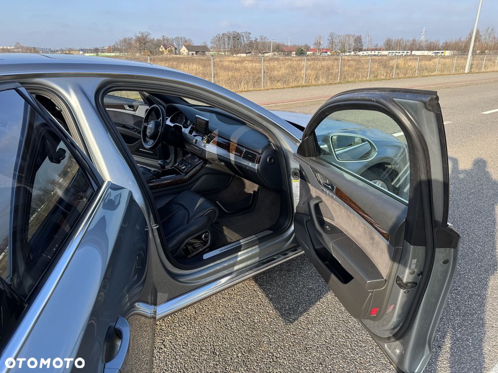 Audi A8 4.2 FSI Quattro - 4
