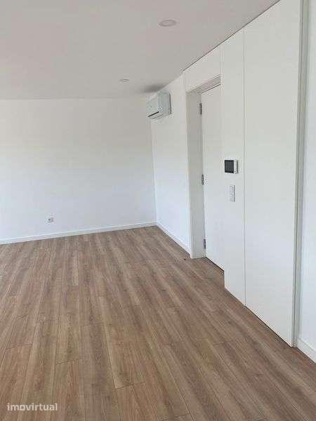 Aluguer apartamento T3 novo no centro da vila - Grande imagem: 4/9