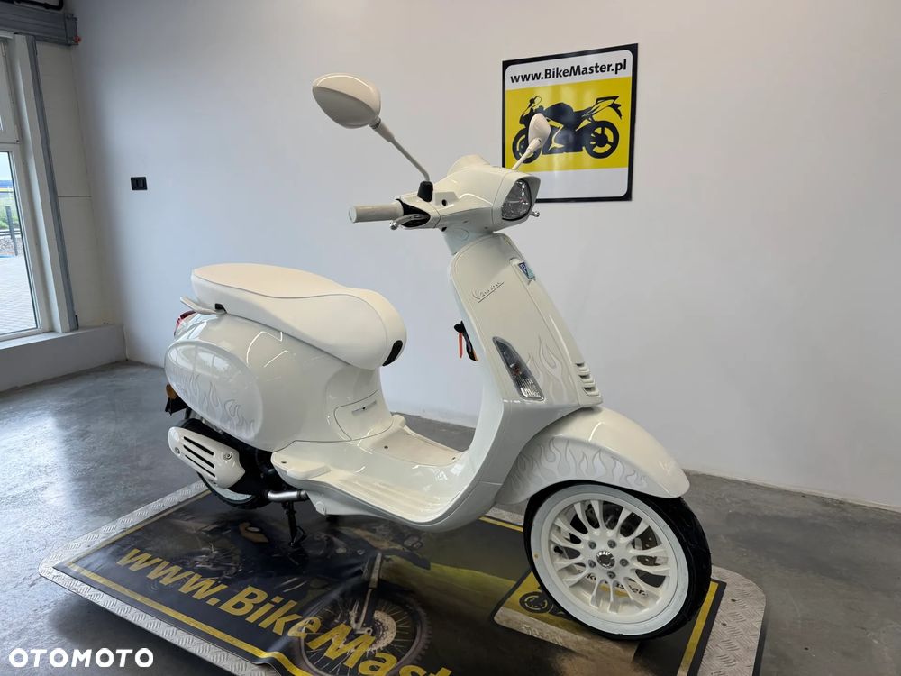 Piaggio Vespa - 3
