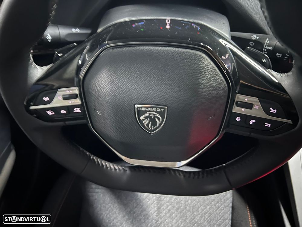 Peugeot 308 1.2 Hybrid Style e-DCS6 - 17