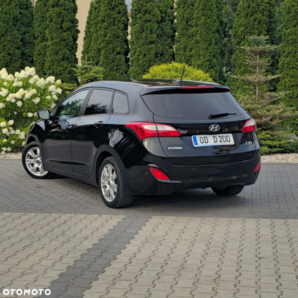 Hyundai i30 1.6 Automatik Style - 16