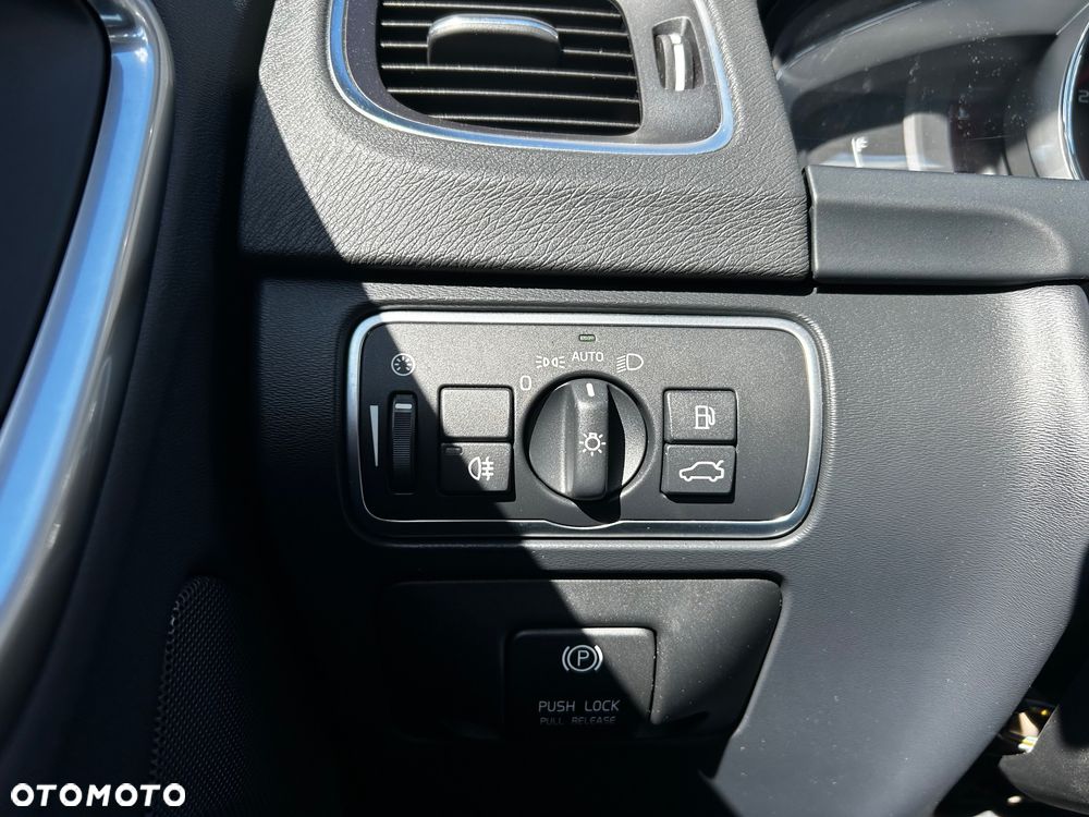Volvo S60 D4 Drive-E Summum - 34