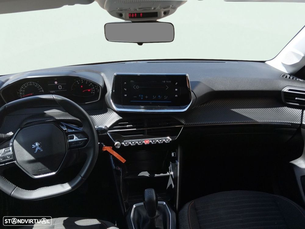 Peugeot 208 - 11