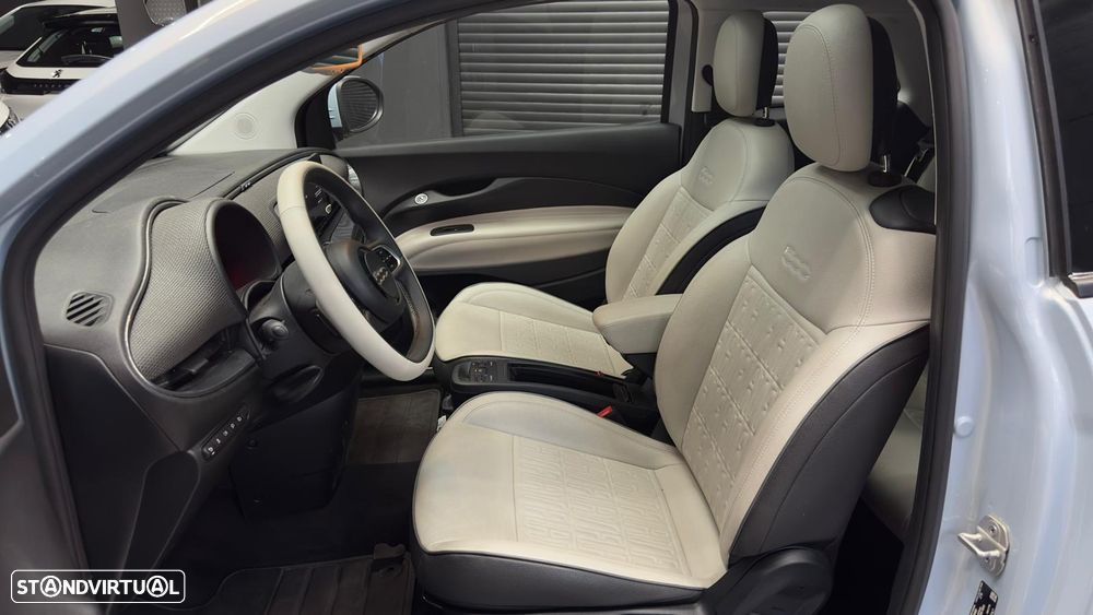 Fiat 500e La Prima - 11