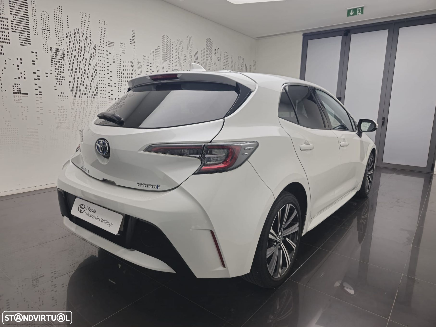Toyota Corolla 1.8 Hybrid Comfort+P.Sport - 16